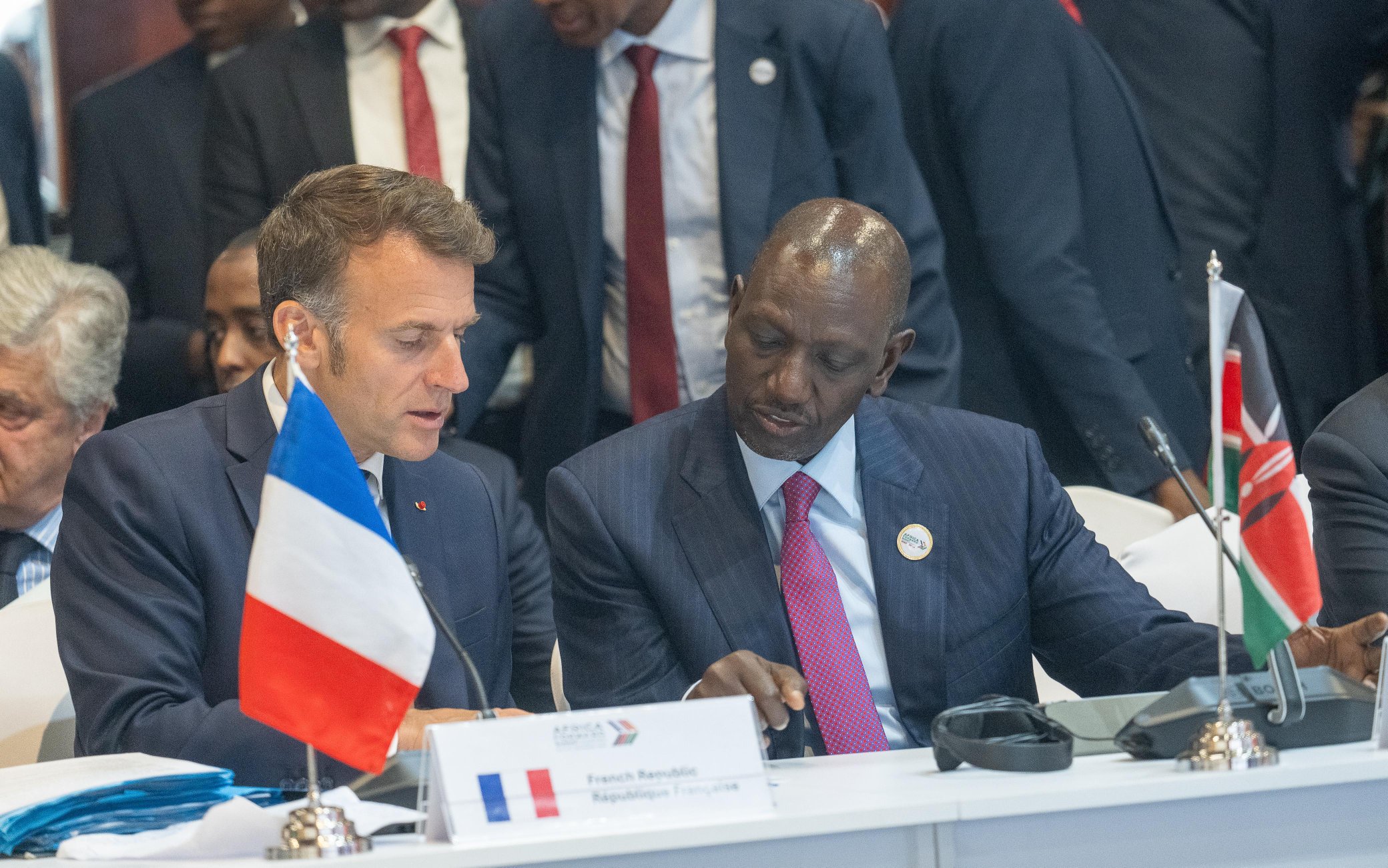 French President Emmanuel Macron and Kenya’s President William Ruto during the Africa Forward Summit 2026 in Nairobi.