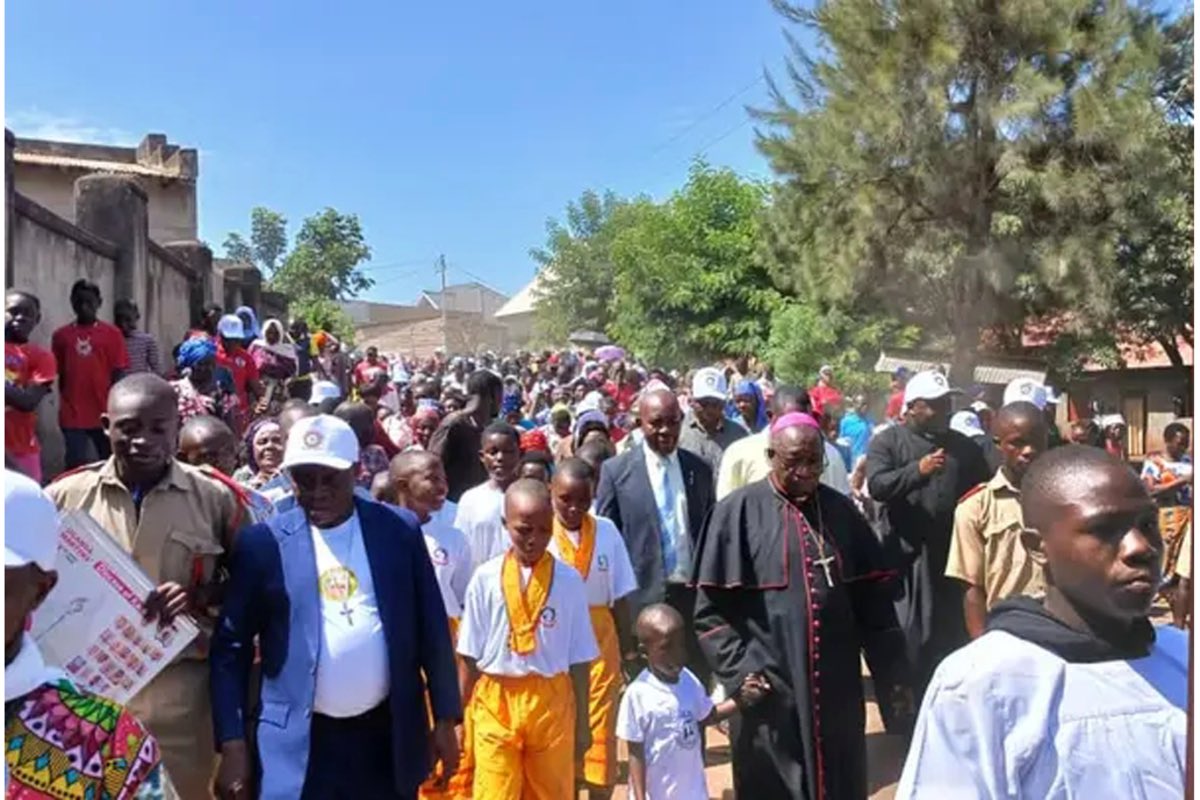 Pilgrims trek toward Namugongo ahead of the Uganda Martyrs Day celebrations, as thousands journey in prayer and reflection to honor the Uganda Martyrs.